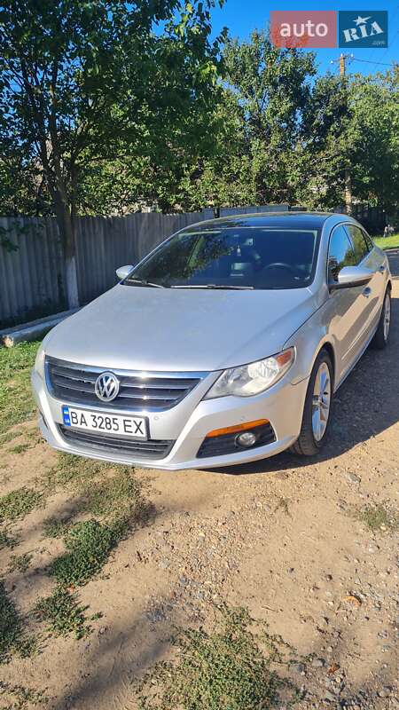 Купе Volkswagen CC / Passat CC 2008 в 