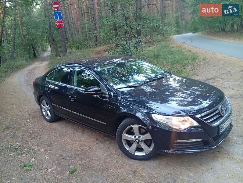 Купе Volkswagen CC / Passat CC 2008 в Обухове