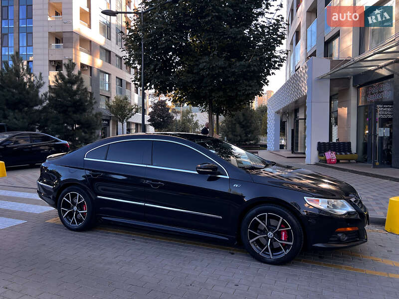 Купе Volkswagen CC / Passat CC 2010 в Киеве