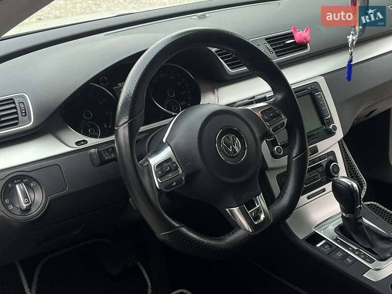 Купе Volkswagen CC / Passat CC 2011 в Харькове