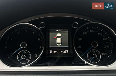 Купе Volkswagen CC / Passat CC 2011 в 
