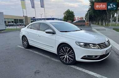 Купе Volkswagen CC / Passat CC 2012 в 