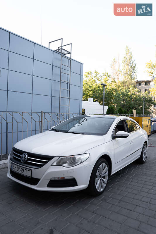 Volkswagen CC / Passat CC 2011