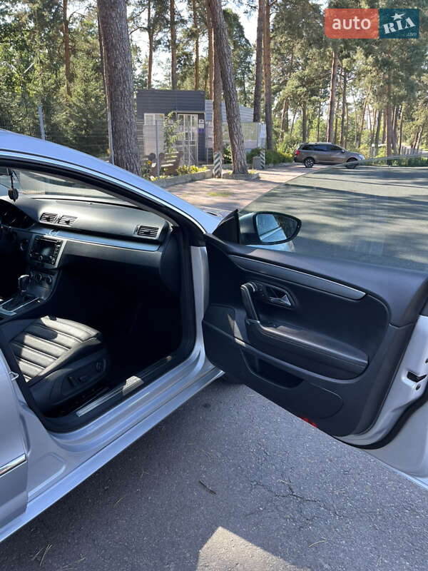 Купе Volkswagen CC / Passat CC 2012 в Виннице