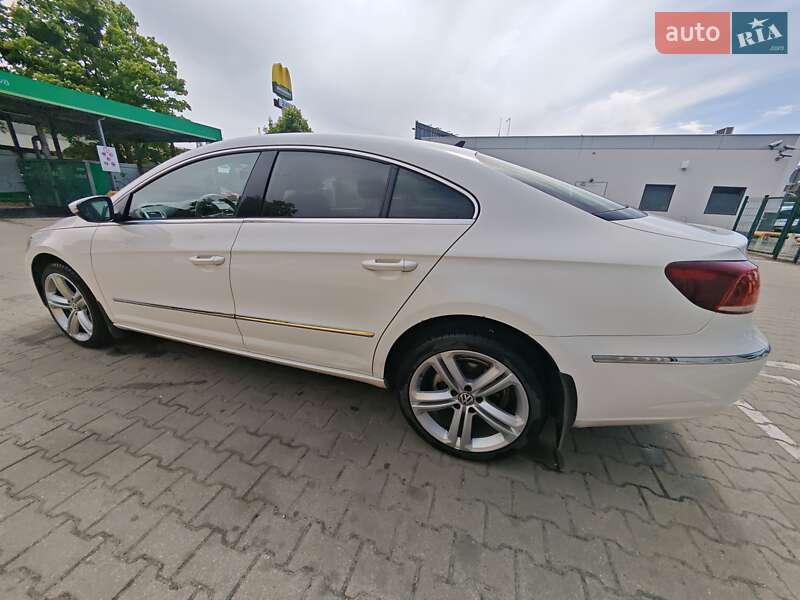 Купе Volkswagen CC / Passat CC 2013 в Киеве