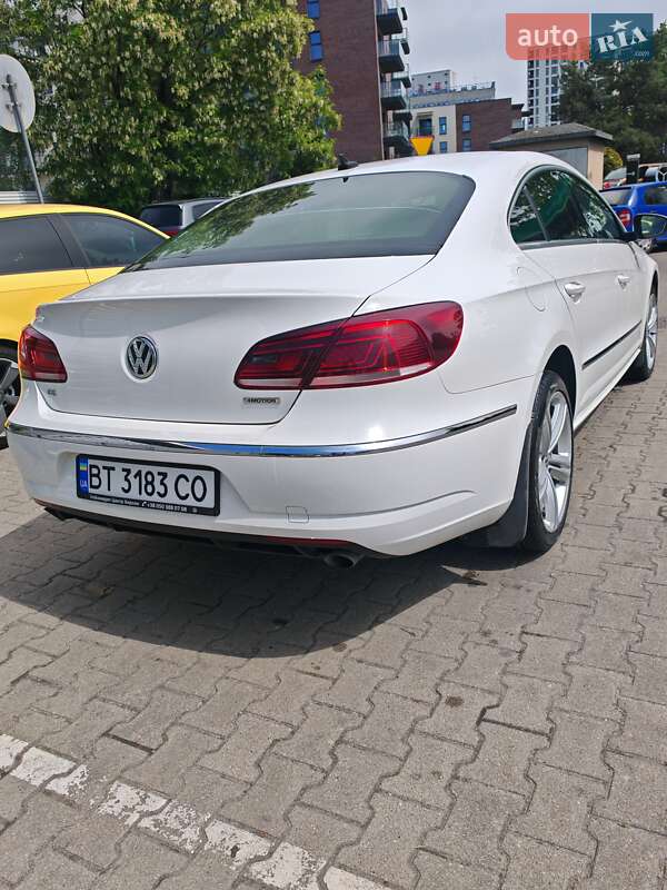 Купе Volkswagen CC / Passat CC 2013 в Киеве