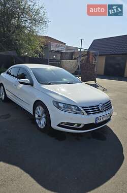 Купе Volkswagen CC / Passat CC 2012 в Умани