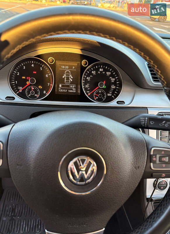 Купе Volkswagen CC / Passat CC 2014 в Киеве
