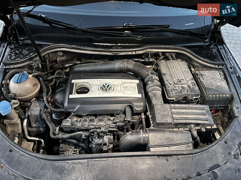 Купе Volkswagen CC / Passat CC 2012 в Каменке-Бугской