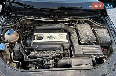 Купе Volkswagen CC / Passat CC 2012 в 