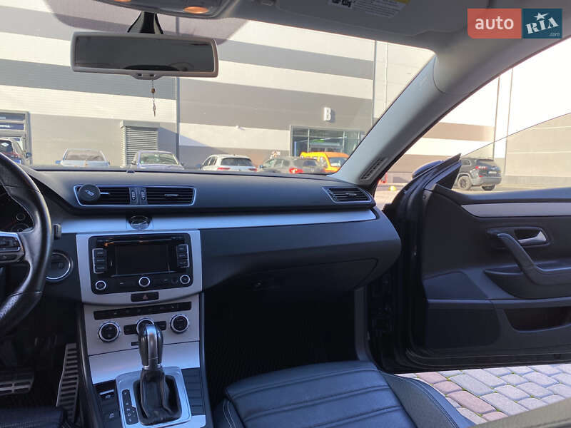 Купе Volkswagen CC / Passat CC 2014 в Львове