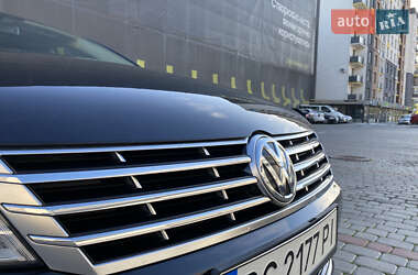 Купе Volkswagen CC / Passat CC 2014 в 