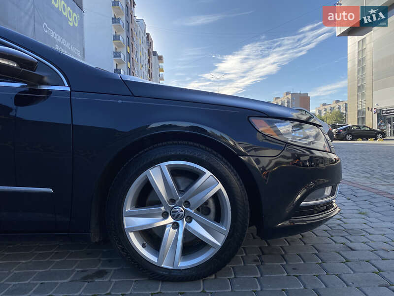 Купе Volkswagen CC / Passat CC 2014 в Львове