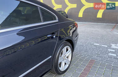Купе Volkswagen CC / Passat CC 2014 в 