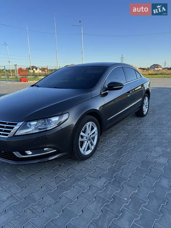 Купе Volkswagen CC / Passat CC 2012 в 