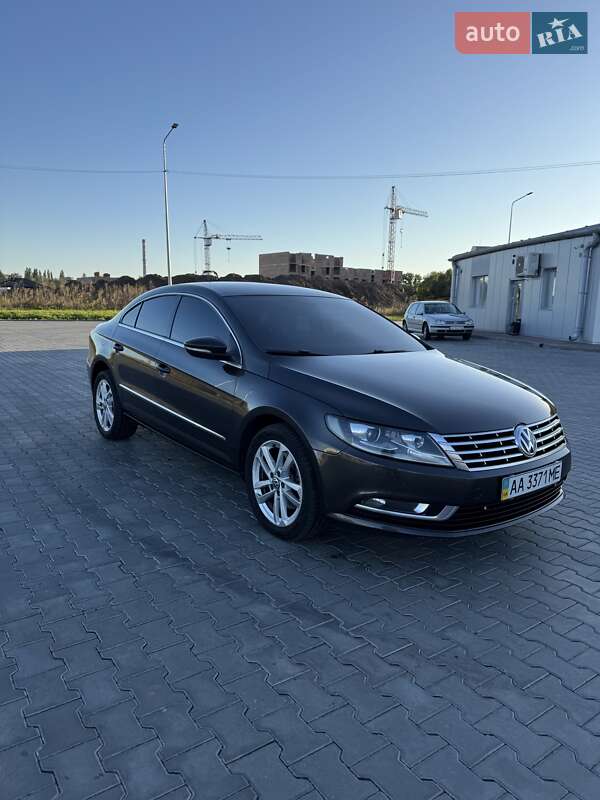 Купе Volkswagen CC / Passat CC 2012 в Луцке