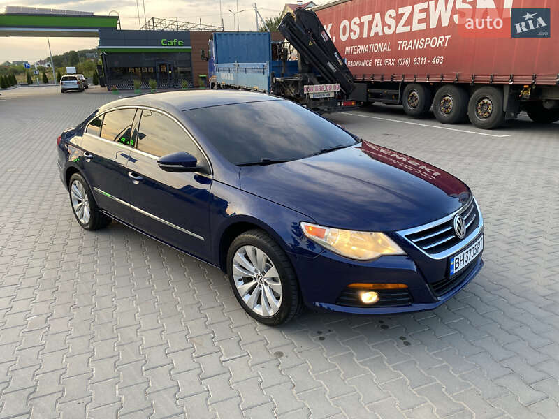 Купе Volkswagen CC / Passat CC 2010 в Хмельницком