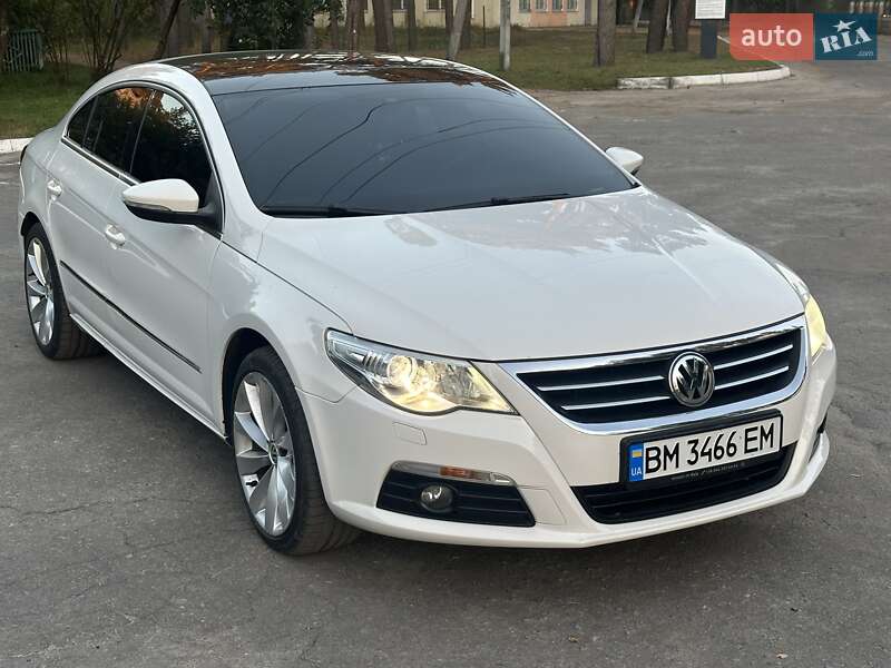 Купе Volkswagen CC / Passat CC 2010 в Сумах
