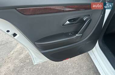 Купе Volkswagen CC / Passat CC 2010 в 