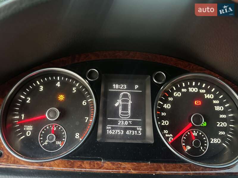 Купе Volkswagen CC / Passat CC 2010 в Сумах