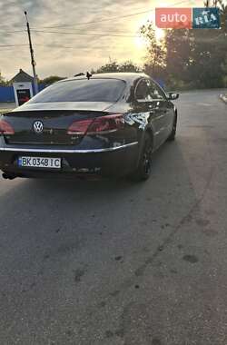 Купе Volkswagen CC / Passat CC 2012 в 