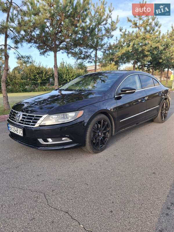 Купе Volkswagen CC / Passat CC 2012 в Виннице