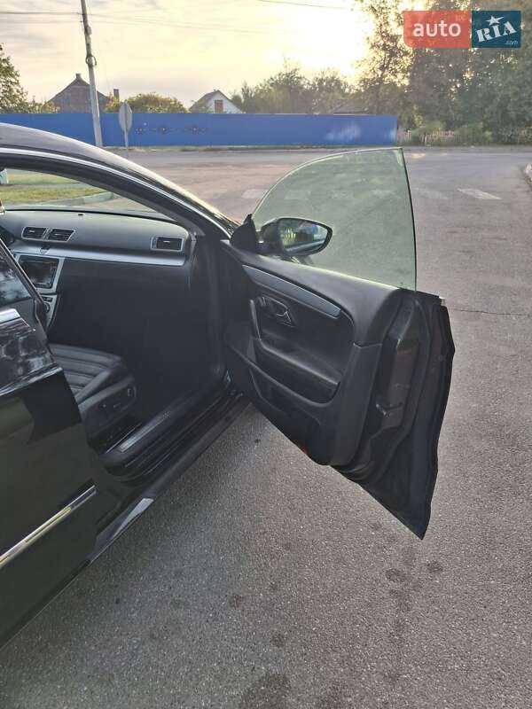 Купе Volkswagen CC / Passat CC 2012 в Виннице