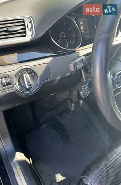 Купе Volkswagen CC / Passat CC 2012 в 