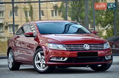 Купе Volkswagen CC / Passat CC 2014 в 