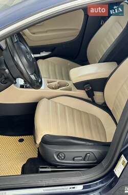 Купе Volkswagen CC / Passat CC 2014 в 