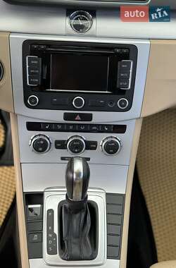 Купе Volkswagen CC / Passat CC 2014 в 