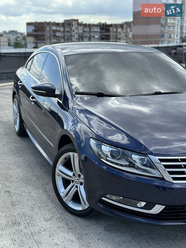 Купе Volkswagen CC / Passat CC 2014 в Киеве