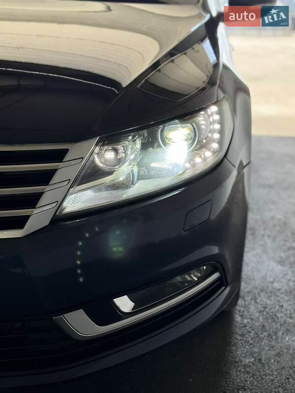 Купе Volkswagen CC / Passat CC 2014 в Киеве