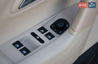 Купе Volkswagen CC / Passat CC 2014 в 