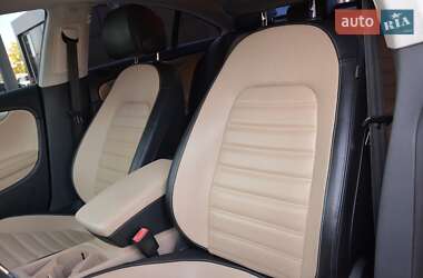 Купе Volkswagen CC / Passat CC 2014 в 