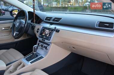 Купе Volkswagen CC / Passat CC 2014 в 
