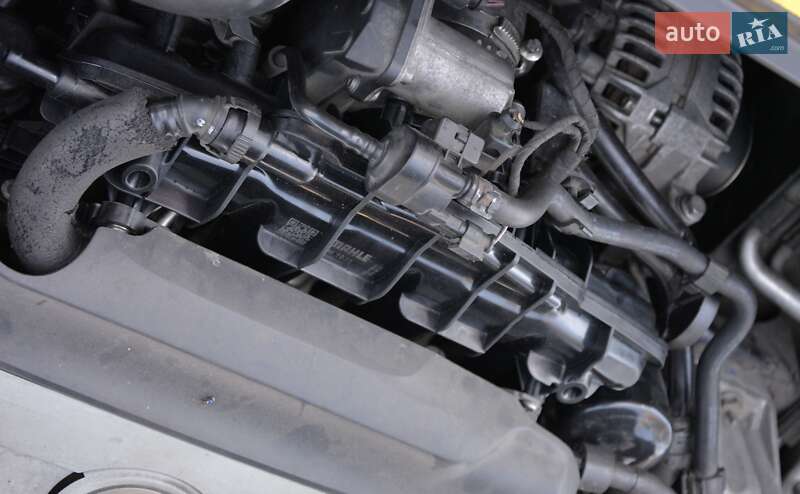 Купе Volkswagen CC / Passat CC 2014 в Киеве