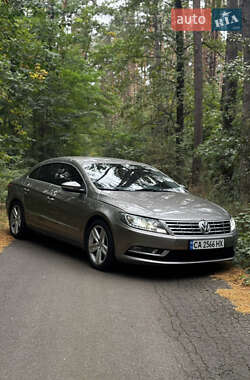 Купе Volkswagen CC / Passat CC 2012 в Вишгороді