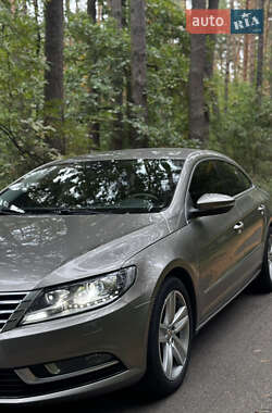 Купе Volkswagen CC / Passat CC 2012 в 