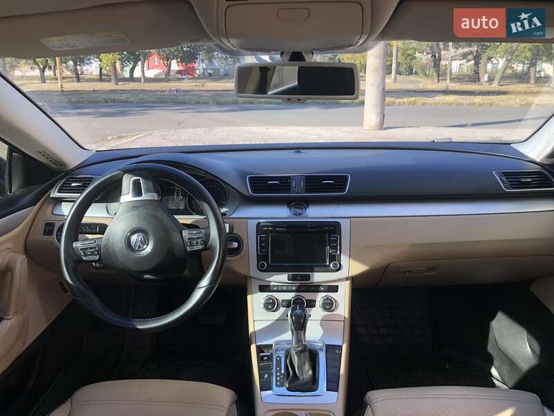 Купе Volkswagen CC / Passat CC 2012 в Николаеве