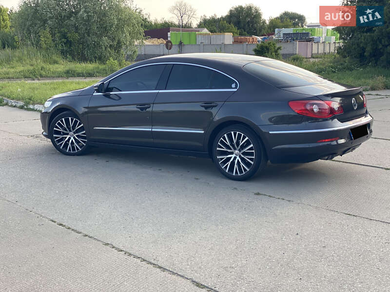 Купе Volkswagen CC / Passat CC 2008 в 