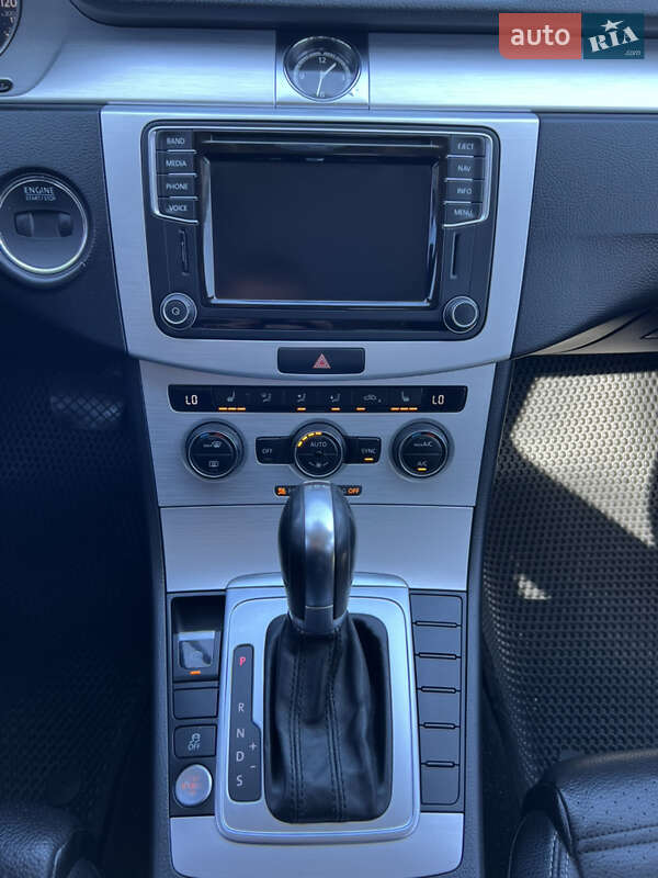 Купе Volkswagen CC / Passat CC 2015 в Днепре