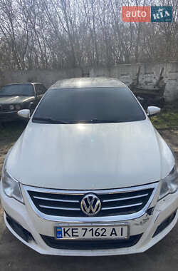 Купе Volkswagen CC / Passat CC 2010 в 