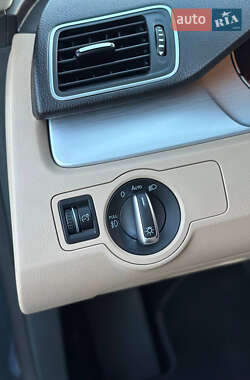 Купе Volkswagen CC / Passat CC 2015 в 