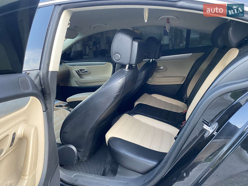 Купе Volkswagen CC / Passat CC 2014 в Буковеле