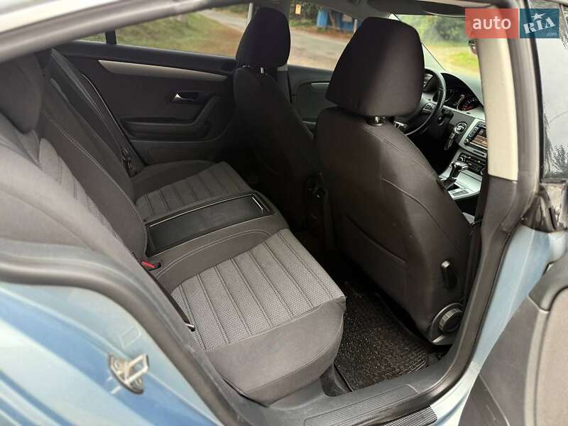 Купе Volkswagen CC / Passat CC 2010 в Василькові