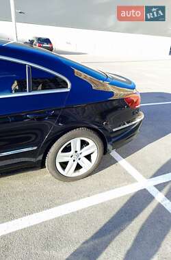 Купе Volkswagen CC / Passat CC 2013 в 