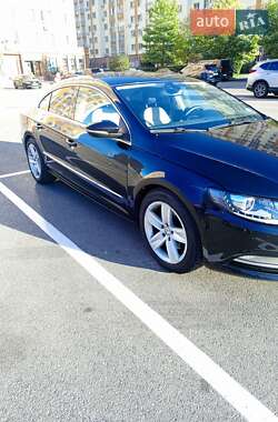 Купе Volkswagen CC / Passat CC 2013 в 
