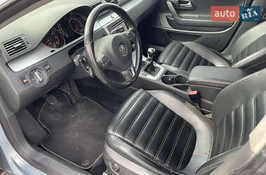 Купе Volkswagen CC / Passat CC 2010 в 