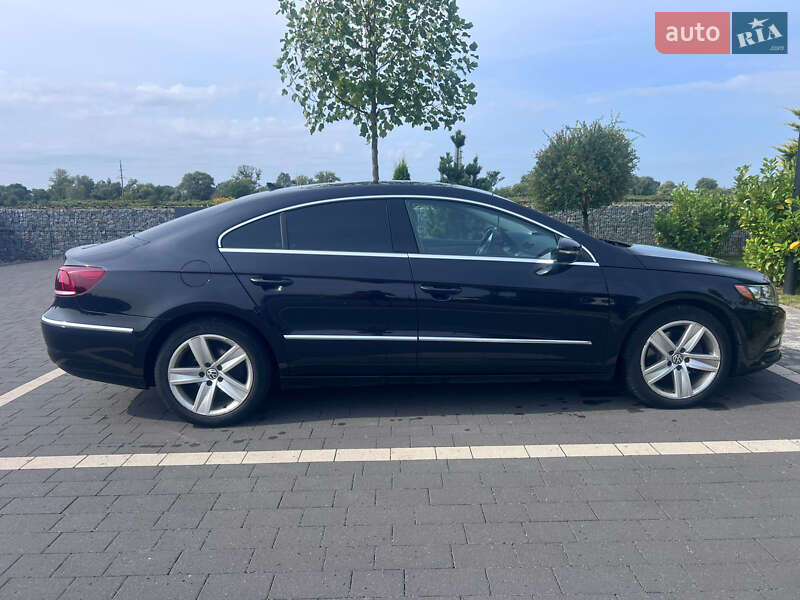 Купе Volkswagen CC / Passat CC 2012 в Мукачево